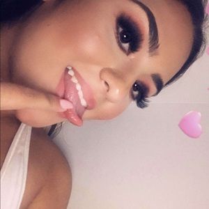 Meet your Posher, Jenn